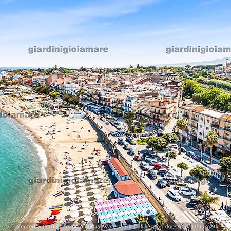 Accogliente E Moderno Bivani A 2 Minuti A Piedi Dalla Spiaggia-Centro Con Parcheggio Riservato Giardini Naxos Exterior photo